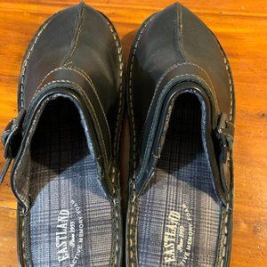 Eastland Black Leather Mule Size 10.